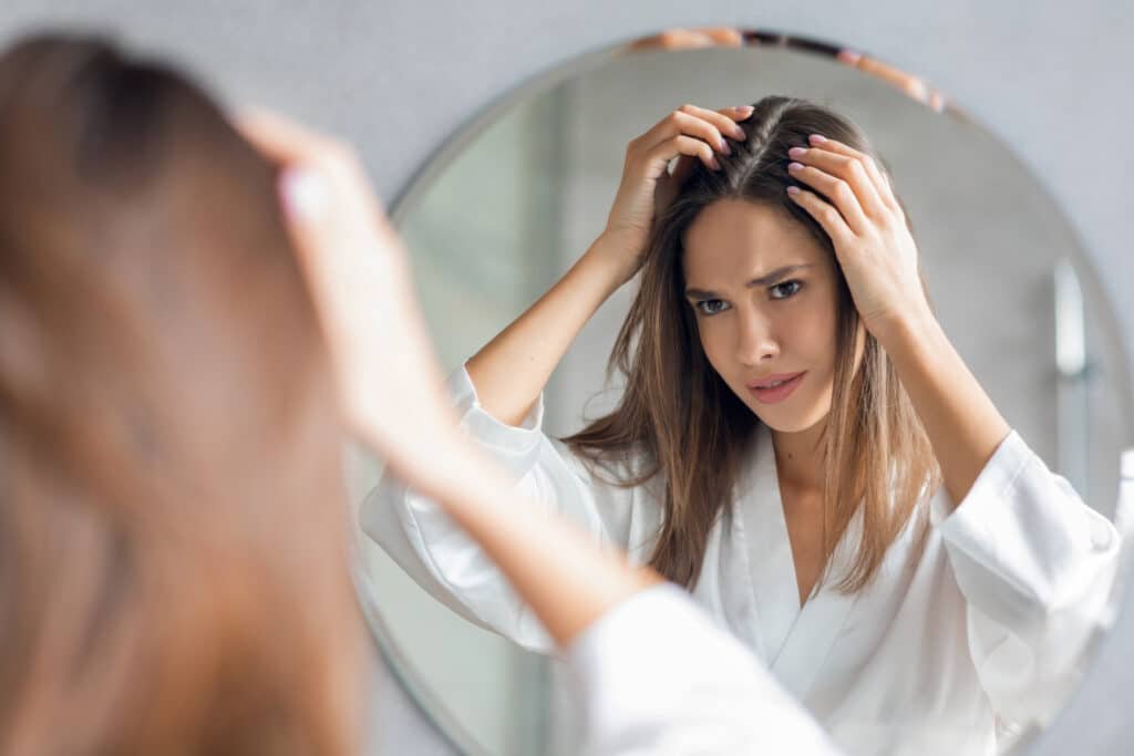 Female FUE DHI hair implantation options in Turkey for patterned hair loss for women